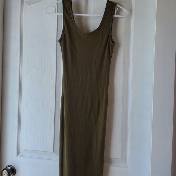 Casual midi dress bundle - Picture 4 of 4